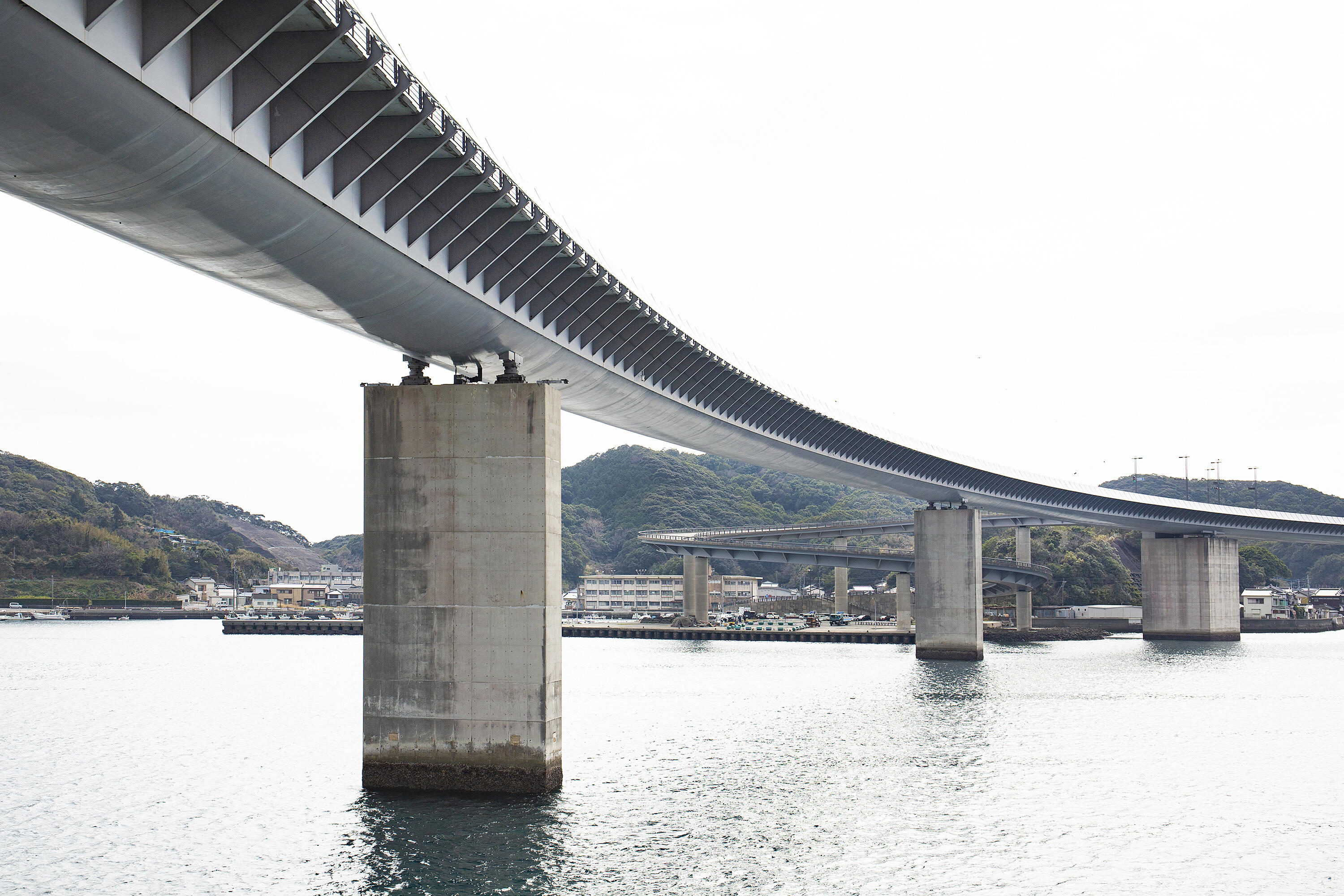 牛深ハイヤ大橋（熊本県）