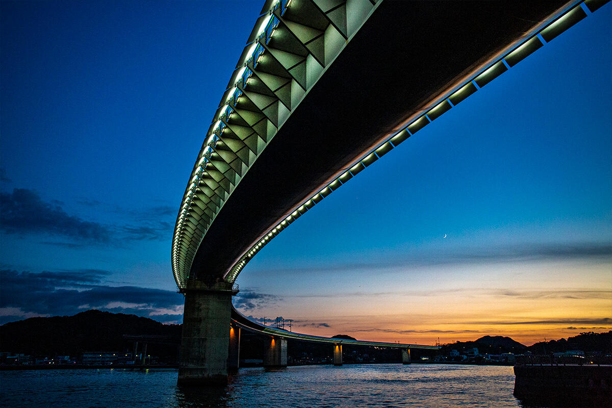 牛深ハイヤ大橋 （熊本県）